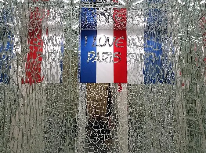 Bonjour Couette-café *