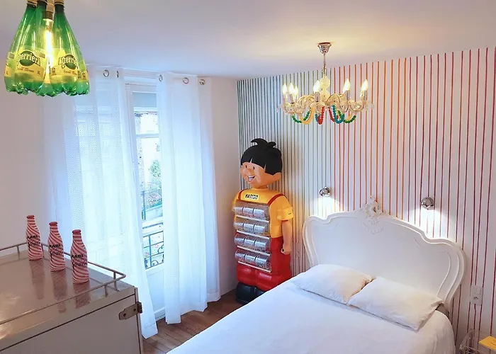 Bonjour Couette-café Paris