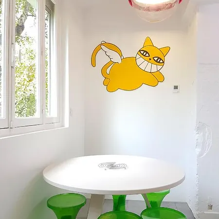 Bonjour فندق مبيت وإفطار *