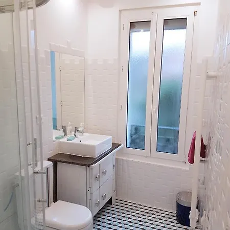 Bonjour فندق مبيت وإفطار باريس